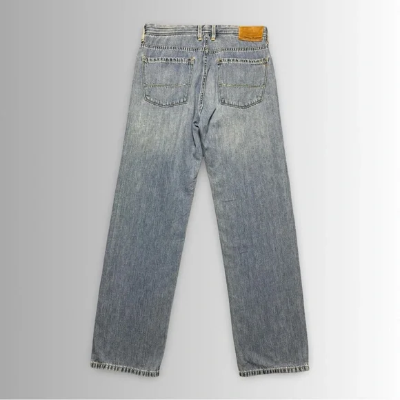 Tommy Bahama Standard Jeans, Straight Leg, Comfort Waistband, Size 32/30 - Picture 5 of 11